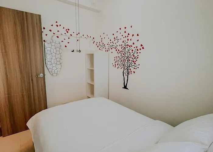Apartamento 2br Cozy Unit Near International Airport