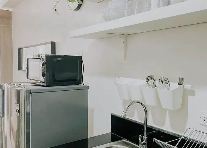 2br Cozy Unit Near International Airport