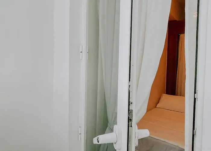 2br Cozy Unit Near International Airport Apartamento Manila